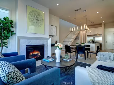 1735 Armour Ln, Redondo Beach, CA 90278