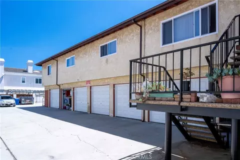2107 Pullman Ln, Redondo Beach, CA 90278