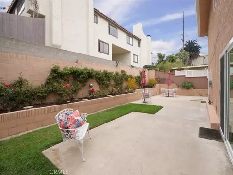1807 Carnegie Ln #3, Redondo Beach, CA 90278