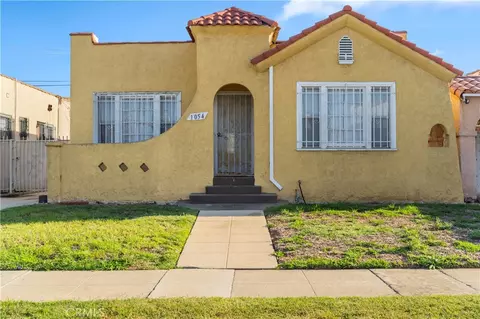 1054 W 81st Pl, Los Angeles, CA 90044