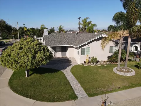 4939 W 123rd Pl, Hawthorne, CA 90250