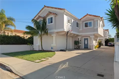 2108 Bataan Rd #A, Redondo Beach, CA 90278