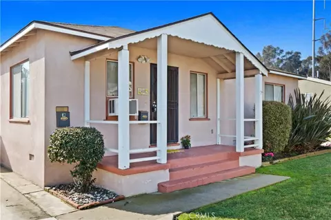 5026 W 122nd St, Hawthorne, CA 90250