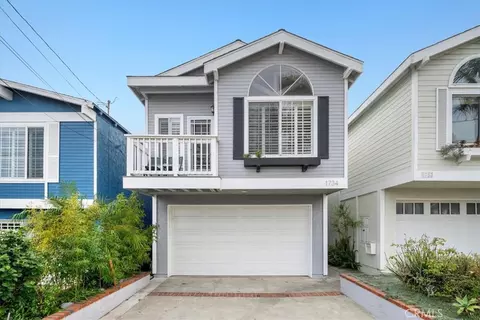 1734 Speyer Ln, Redondo Beach, CA 90278