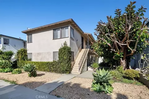 7271 W Manchester Ave, Los Angeles, CA 90045