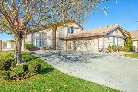 43853 Carefree Ct, Lancaster, CA 93535