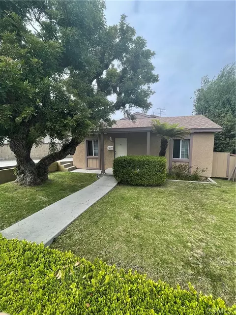 2011 Speyer Ln, Redondo Beach, CA 90278
