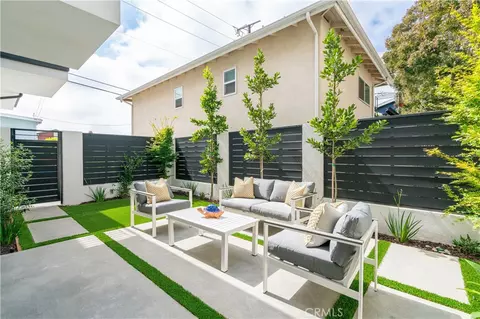 1700 Blossom Ln, Redondo Beach, CA 90278