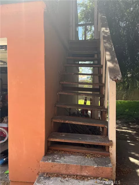 910 W Palmer St, Compton, CA 90220 photo 5