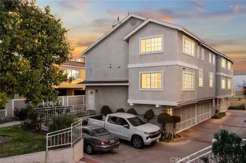 2607 Vanderbilt Ln #3, Redondo Beach, CA 90278