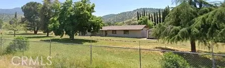 6009 Elwood Rd, Sanger, CA 93657