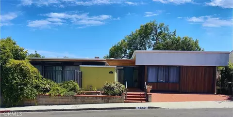 4540 Don Valdes Dr, Los Angeles, CA 90008