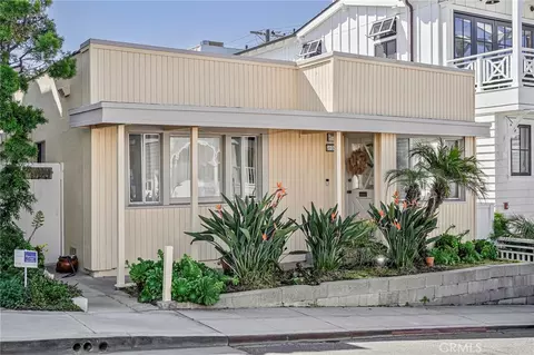 128 28th St, Hermosa Beach, CA 90254