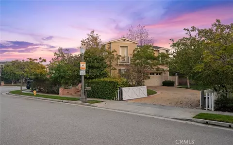 7360 Coastal View Dr, Los Angeles, CA 90045