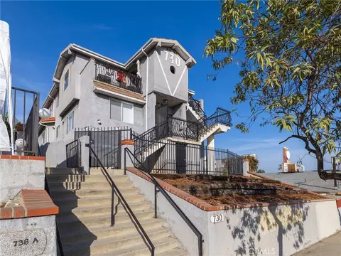 730 W 5th St, San Pedro, CA 90731