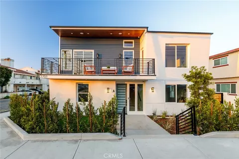 2701 Rockefeller Ln, Redondo Beach, CA 90278