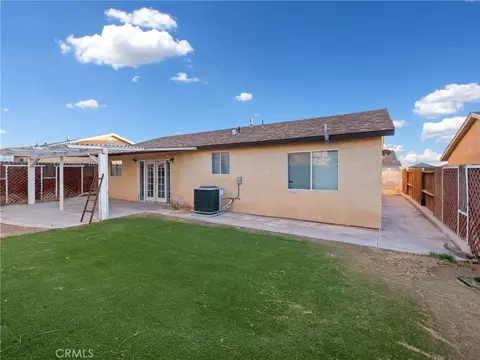 Exterior - 34646 Paseo Del Valle, Barstow, CA 92311 photo 2 of 2