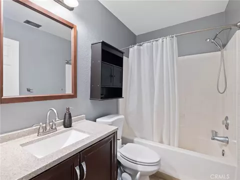Bath - 34646 Paseo Del Valle, Barstow, CA 92311 photo 1 of 2