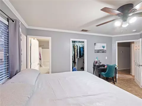 Bedroom - 34646 Paseo Del Valle, Barstow, CA 92311 photo 4 of 4