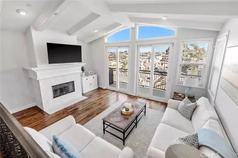 1704 Harper Ave, Redondo Beach, CA 90278