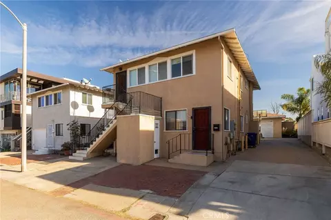 714 Loma Dr, Hermosa Beach, CA 90254