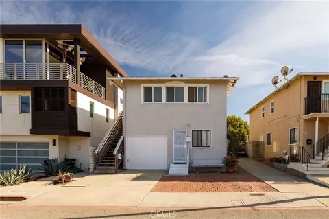 722 Loma Dr, Hermosa Beach, CA 90254