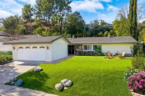 5781 Fairhaven Ave, Woodland Hills, CA 91367
