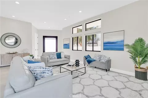 2319 Huntington Ln #B, Redondo Beach, CA 90278