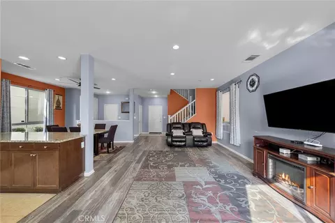 2598 Denali Ct, Hawthorne, CA 90250
