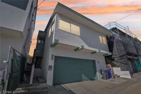 225 9th St, Manhattan Beach, CA 90266