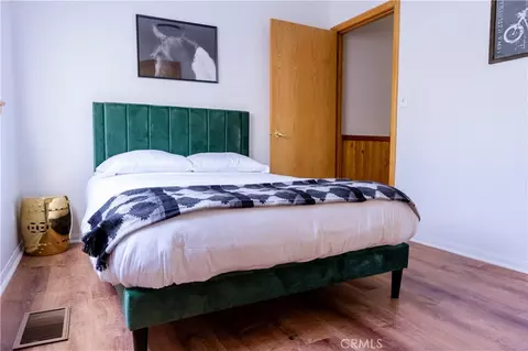 Bedroom - 1075 Rivera Dr, Wrightwood, CA 92397 photo 3 of 9
