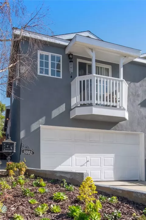 3002 N Ardmore Ave, Manhattan Beach, CA 90266