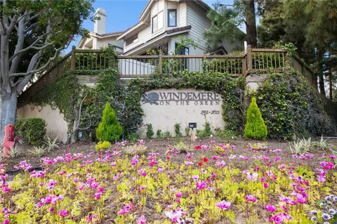 2559 Plaza Del Amo #220, Torrance, CA 90503