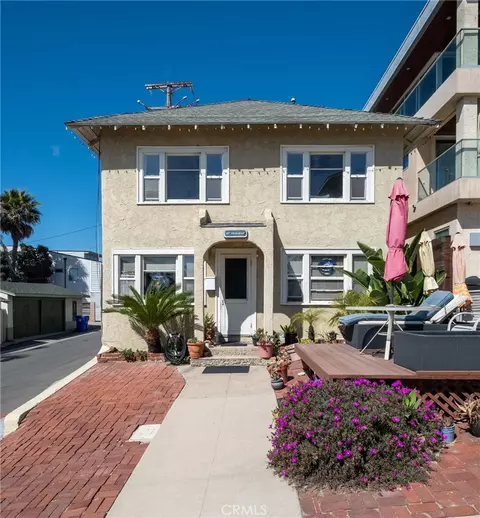 117 8th St, Manhattan Beach, CA 90266