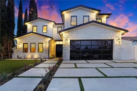 4949 Petit Ave, Encino, CA 91436