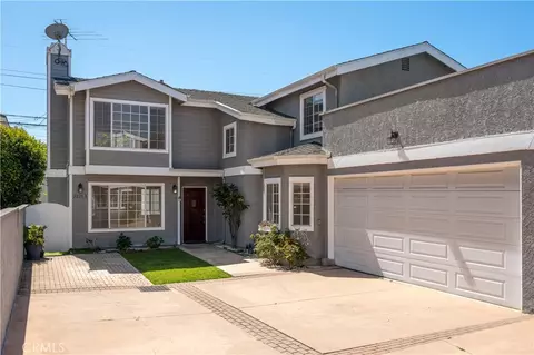 2220 Nelson Ave #B, Redondo Beach, CA 90278