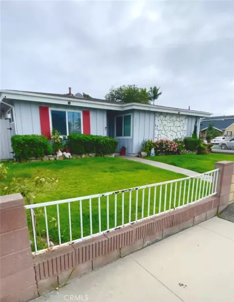 432 Q St E, Wilmington, CA 90744