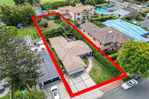 1320 Voorhees Ave, Manhattan Beach, CA 90266