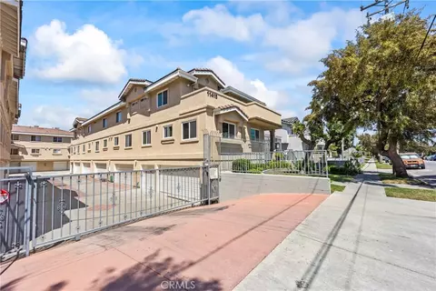 11415 216th St #24, Lakewood, CA 90715