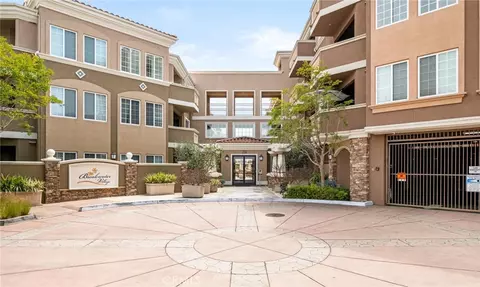 2750 Artesia Blvd #112, Redondo Beach, CA 90278