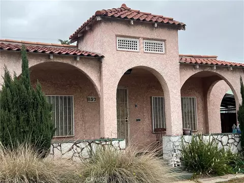 837 W 103rd St, Los Angeles, CA 90044