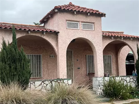 837 W 103rd St, Los Angeles, CA 90044
