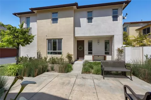12016 Fairmont Ct, Hawthorne, CA 90250