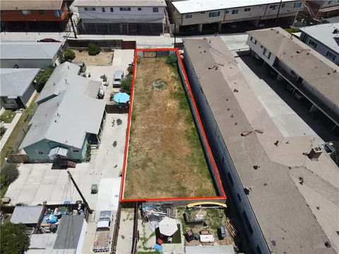 802 N Market St, Inglewood, CA 90302