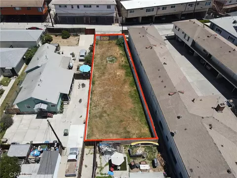 802 N Market St, Inglewood, CA 90302