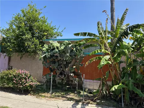 1139 Cabrillo Ave, Venice, CA 90291