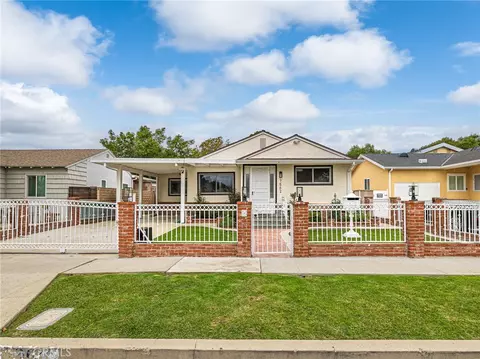 7562 Midfield Ave, Los Angeles, CA 90045