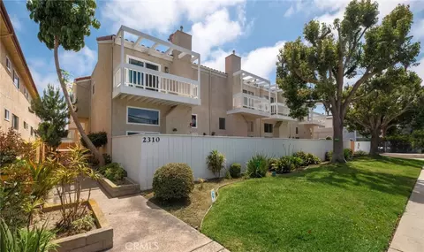 2310 Vanderbilt Ln #4, Redondo Beach, CA 90278