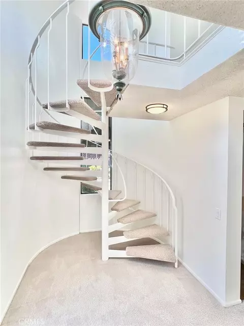 Entry Way - 35 Cabrillo Dr, Avalon, CA 90704 photo 1 of 2