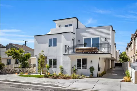 2405 Mathews Ave #A, Redondo Beach, CA 90278